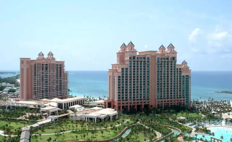 construccion atlantis resort hotel principal (1)